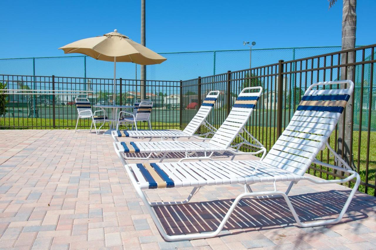 Majestic Oaks RV Resort Zephyrhills Zewnętrze zdjęcie